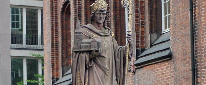 Erzbischof-St-Ansgar-Hamburg Denkmalplatz